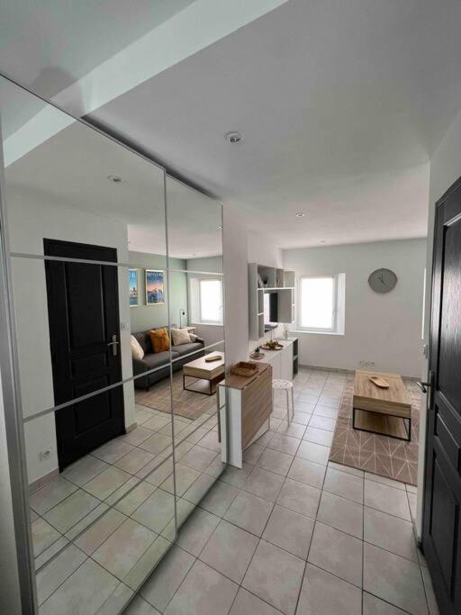 Appartement Climatise En Bord De Mer La Ciotat Bagian luar foto